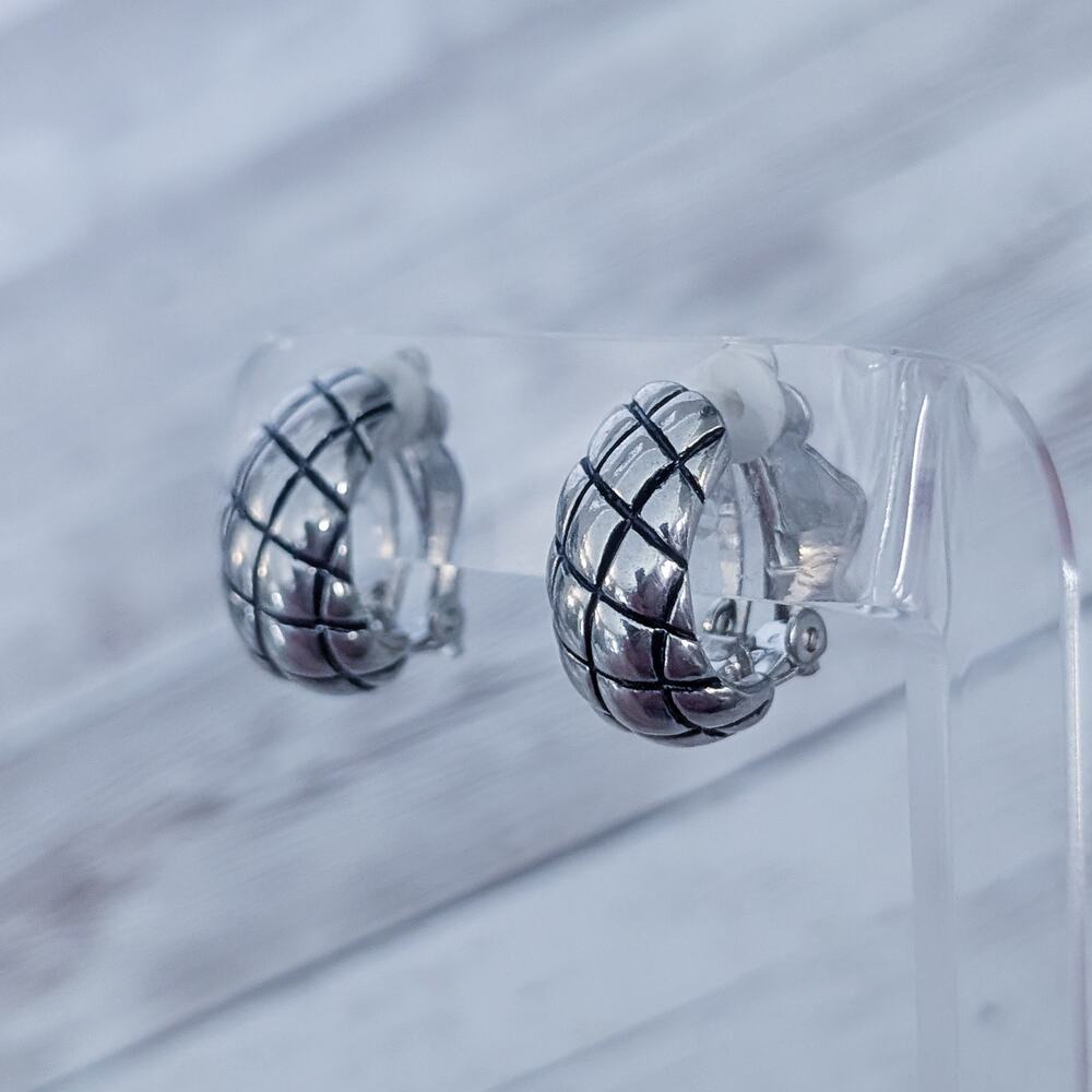 Vintage Clip On Earrings Silver Tone with Black Line Design Chunky Hoop Like